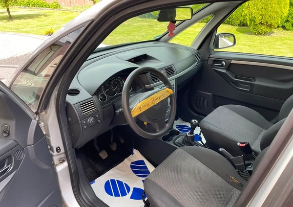 Opel Meriva cena 3700 przebieg: 208000, rok produkcji 2005 z Brześć Kujawski małe 407